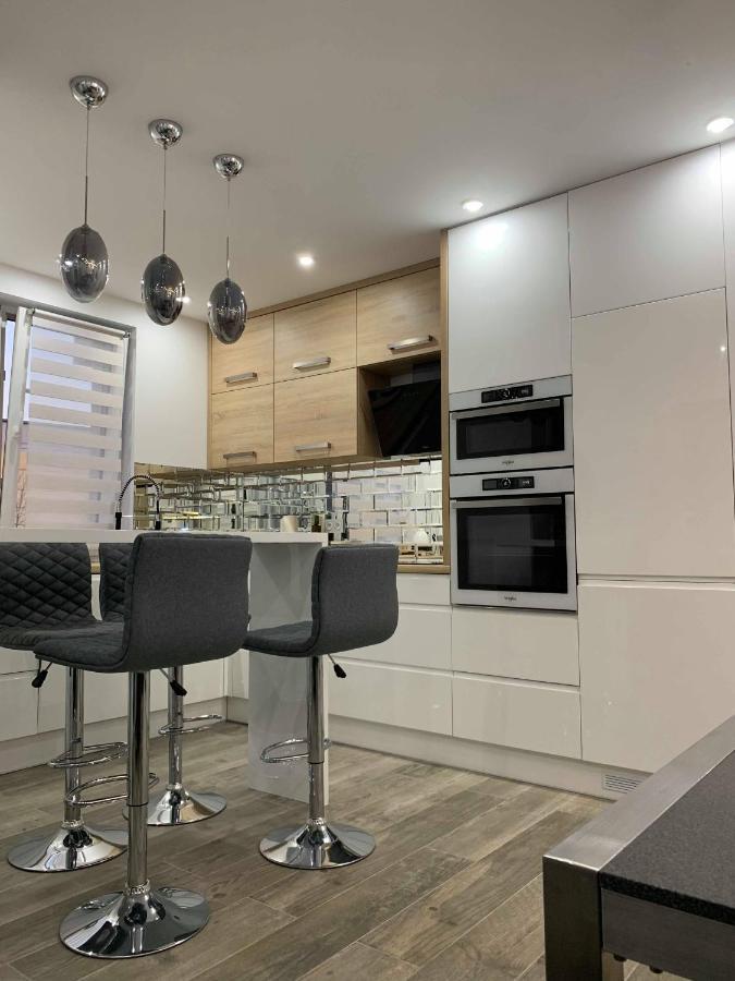 Prestige Line Apartament Легница Экстерьер фото