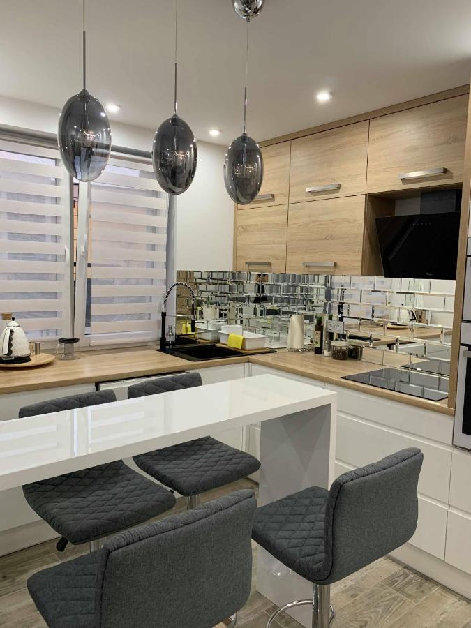 Prestige Line Apartament Легница Экстерьер фото