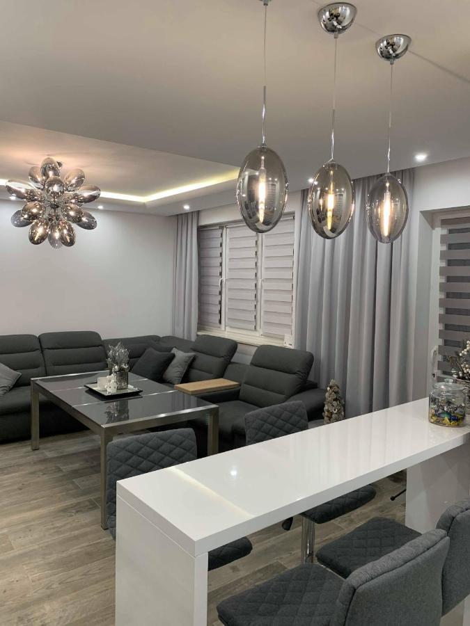 Prestige Line Apartament Легница Экстерьер фото